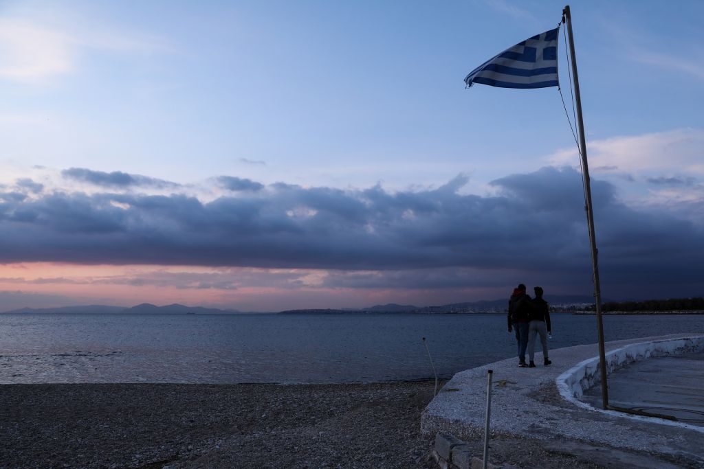 Κοροναϊός : Τριψήφιος αριθμός κρουσμάτων σε Αττική, Θεσσαλονίκη και Λάρισα - Ο χάρτης της διασποράς