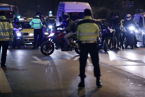 Γεωργιάδης : Καμία επέκταση στις ώρες μετακινήσεων Χριστούγεννα και Πρωτοχρονιά