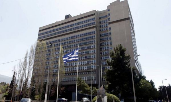 ΓΓ Αντεγκληματικής Πολιτικής: Ο κ. Πολάκης συγκρίνει ανόμοιες συμβάσεις