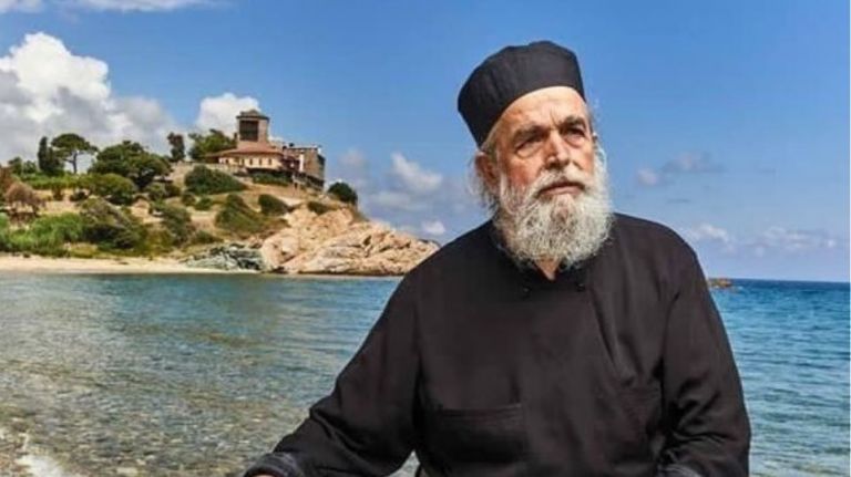 Εκοιμήθη ο Γέροντας Επιφάνιος Μυλοποταμινός – Θλίψη για τον Αρχιμάγειρα του Αγίου Όρους