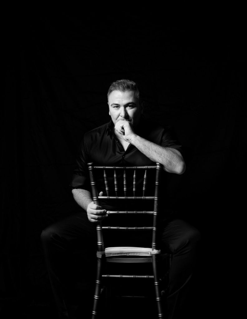 MEGA Πρωτοχρονιά με τον Αντώνη Ρέμο και τη Ρούλα Κορομηλά