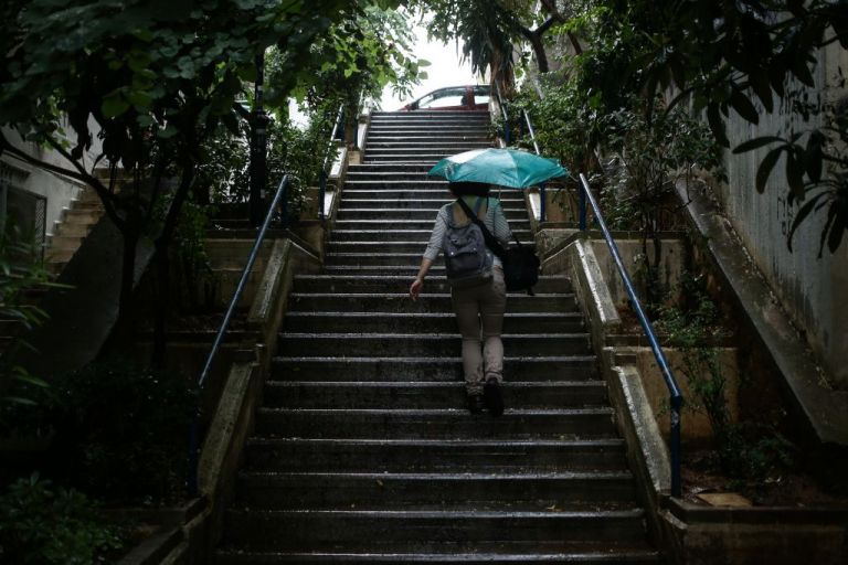 Καιρός : Έρχεται κακοκαιρία με ισχυρές καταιγίδες τις επόμενες ώρες