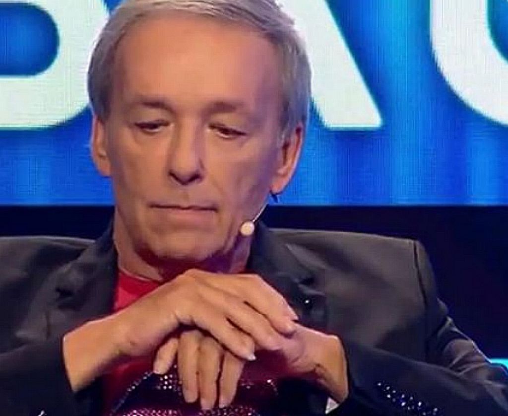 Big Brother : Ο Μικρούτσικος δείχνει δυσαρεστημένος και σκέφτεται άλλο κανάλι