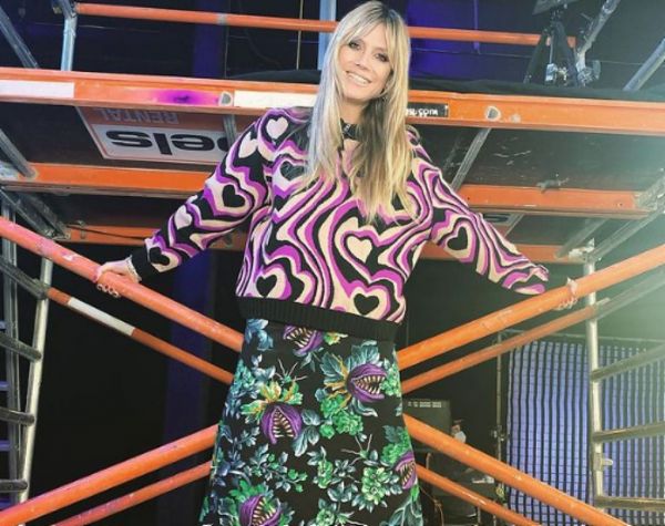 Χάιντι Κλουμ : Σε φωτογραφία και κλιπ στο Instagram με τις κατάξανθες μάνα και κόρη της