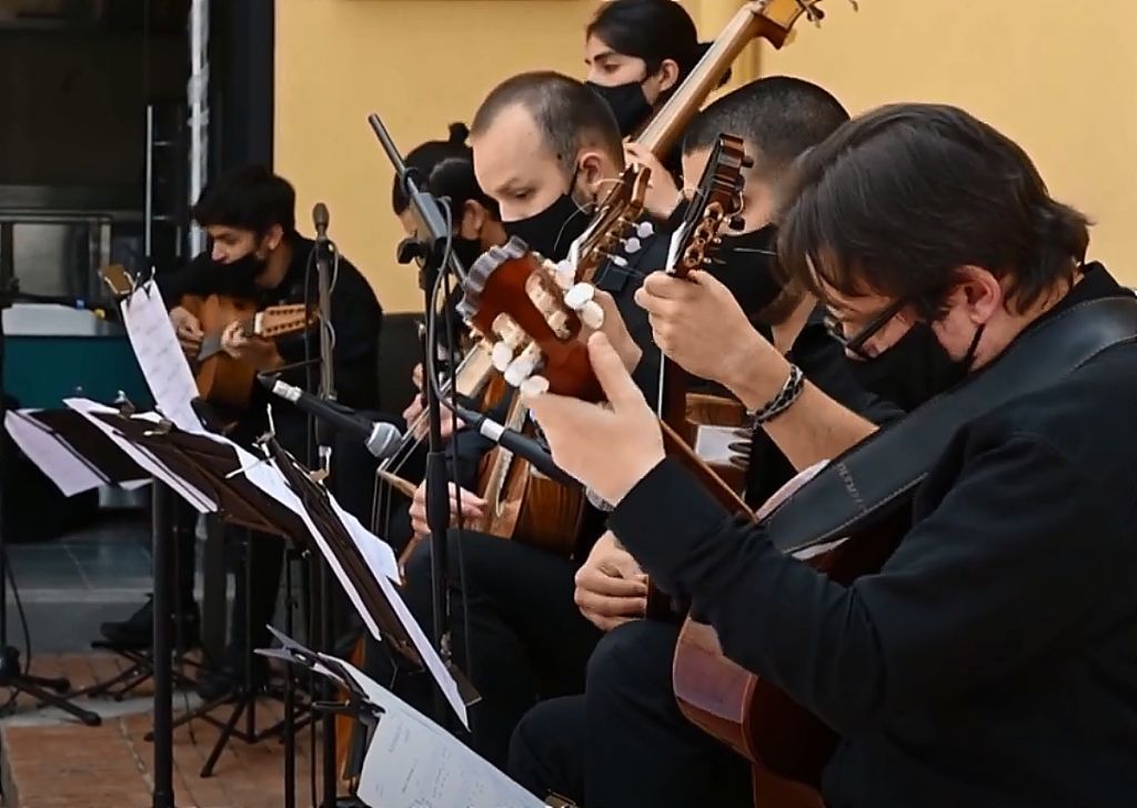 Κολομβία : Η Φιλαρμονική Ορχήστρα της Μπογκοτά έκανε συναυλία ευαισθητοποίησης για τα κατοικίδια