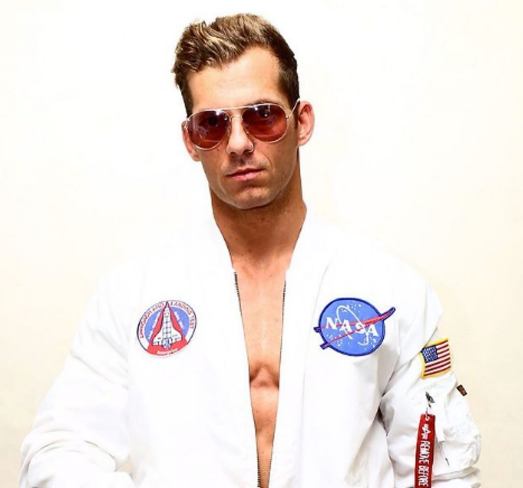 Chris Σταμούλης : Γνωρίστε τον παίκτη του νέου Survivor