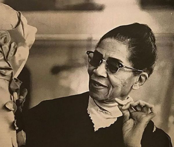 Ann Lowe : Η μαύρη σχεδιάστρια που άφησε μεγάλη κληρονομιά στον χώρο της μόδας