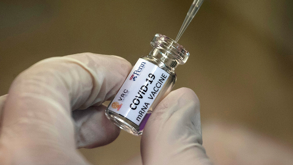 Κοροναϊός : «Το εμβόλιο ο μόνος δρόμος για επιστροφή στην κανονικότητα»