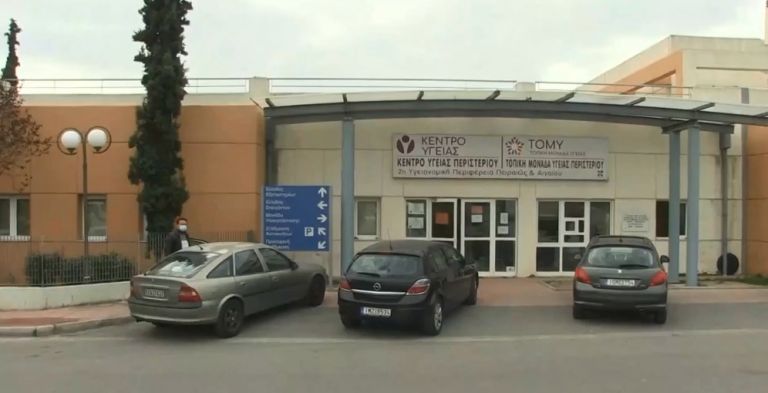 Αποκλειστικό MEGA : Αυτοψία σε ένα από τα εμβολιαστικά κέντρα