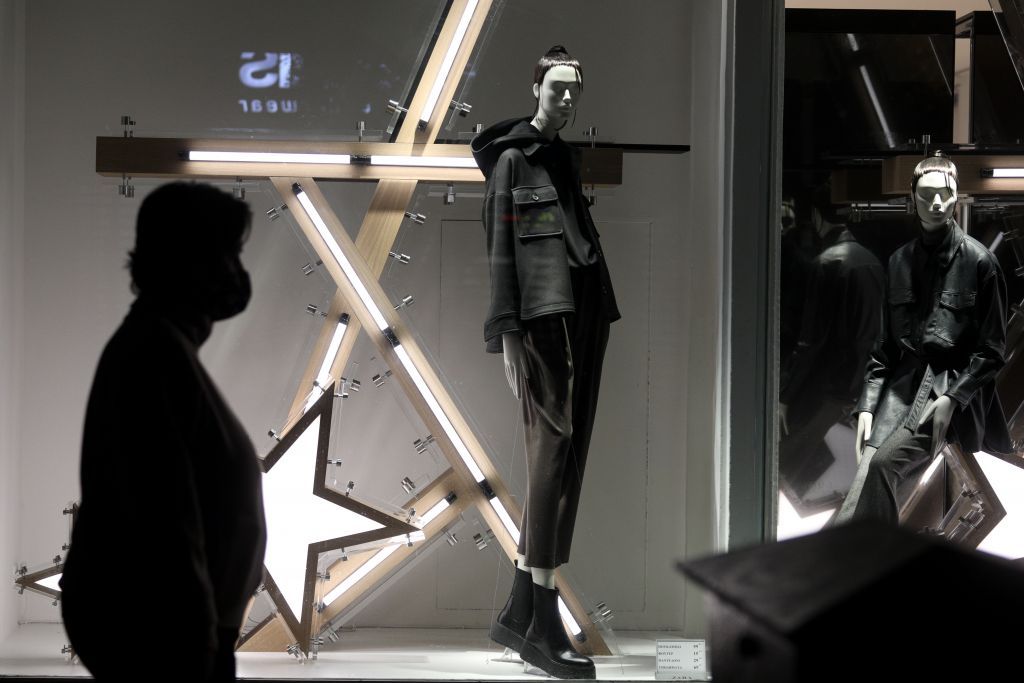 Καπραβέλος στο MEGA : Όσο μεγαλύτερο το άνοιγμα της αγοράς, τόσο ισχυρότερο το τρίτο κύμα