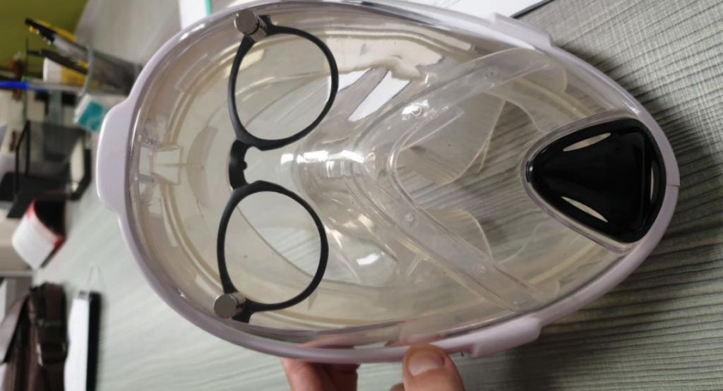 Κοροναϊός : Η μάσκα του ΑΠΘ που απαντά… επιθετικά στην πανδημία