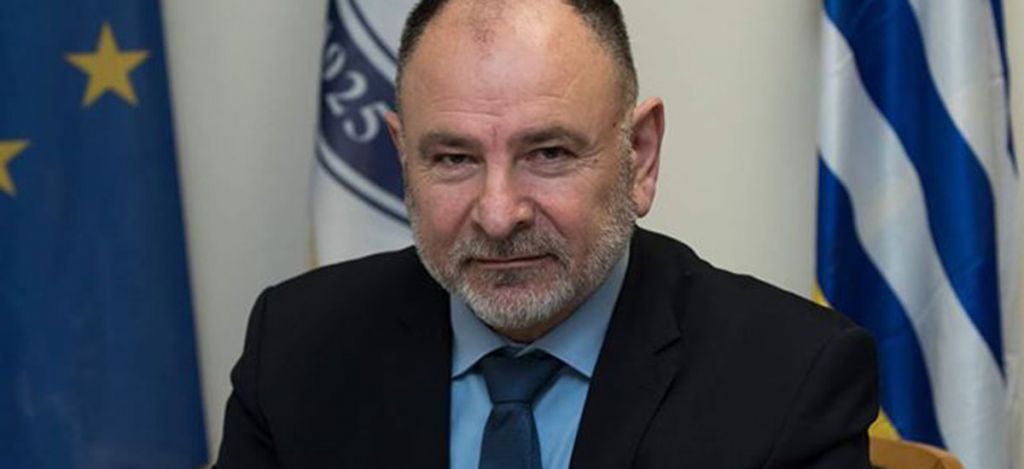 Στην ΜΕΘ του ΝΙΜΤΣ με κοροναϊό ο πρόεδρος του ΒΕΠ Ανδριανός Μιχάλαρος