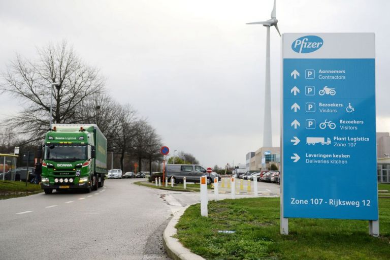 Αποκάλυψη MEGA : Το Σάββατο στην Ελλάδα τα εμβόλια – Στρατός και αστυνομία θα «συνοδεύσουν» τα φορτηγά