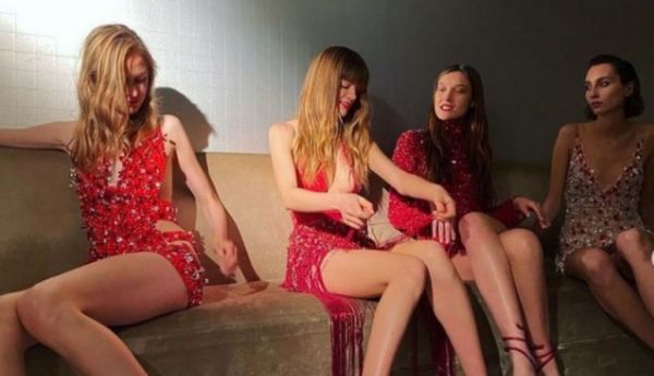 Οι πιο glam επιλογές ρούχων από την συλλογή 5226 για το ρεβεγιόν των Χριστουγέννων