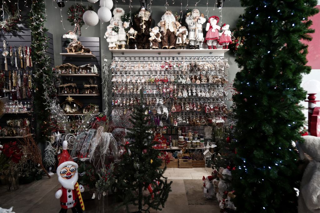 Lockdown : Ποιο SMS θα στέλνουμε για μετάβαση στα εποχικά καταστήματα