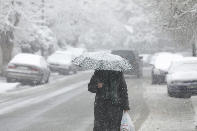 Καιρός : Έπεσαν τα πρώτα χιόνια έξω από την Θεσσαλονίκη