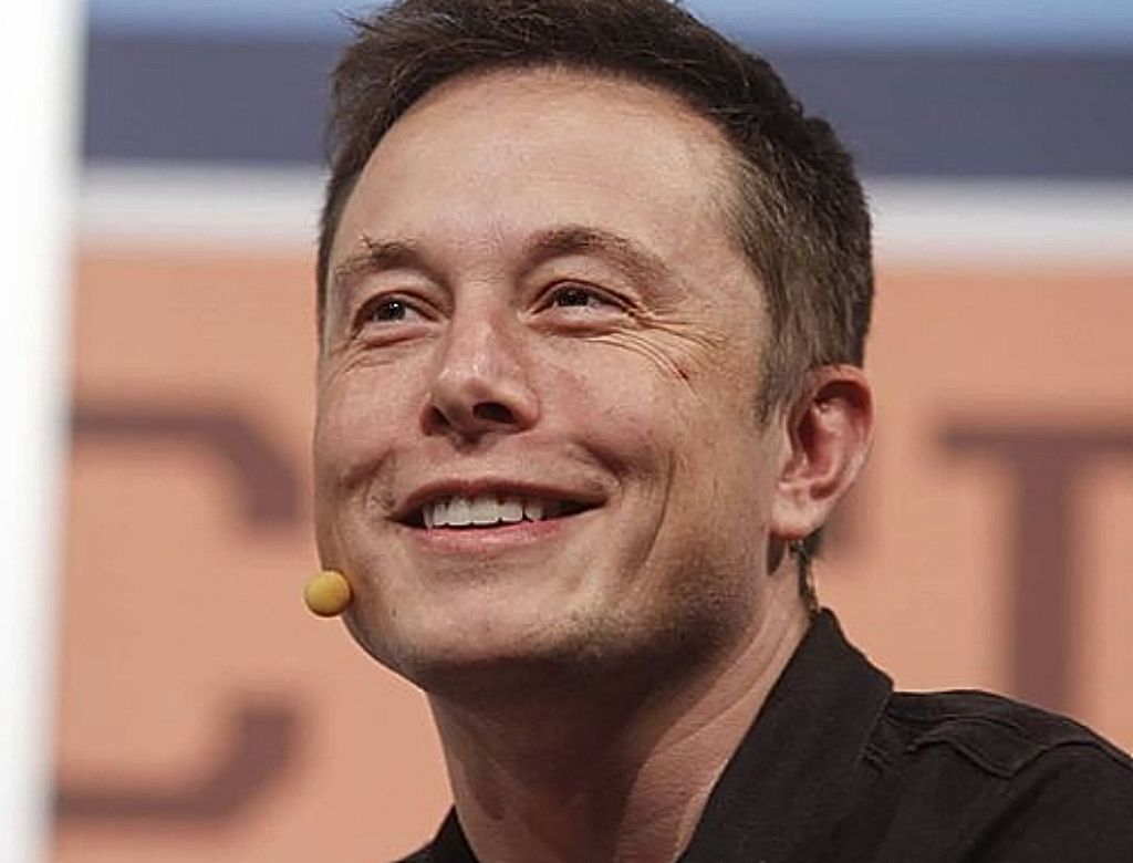 Έλον Μασκ : Ο πλουσιότερος άνθρωπος του κόσμου σκέφτεται επενδύσει στον Άρη