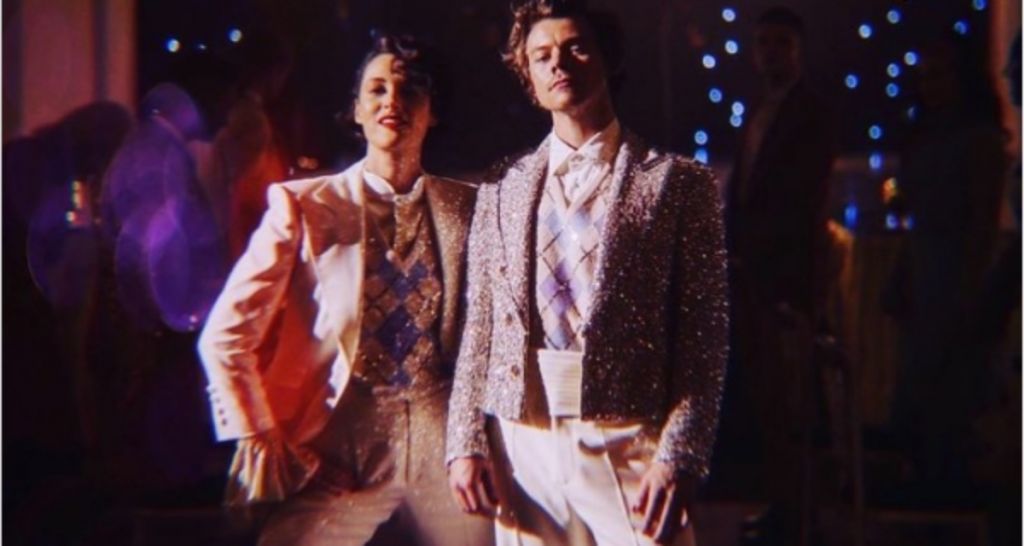 Χάρι Στάιλς : Νέο βίντεο κλιπ με καλεσμένη – έκπληξη