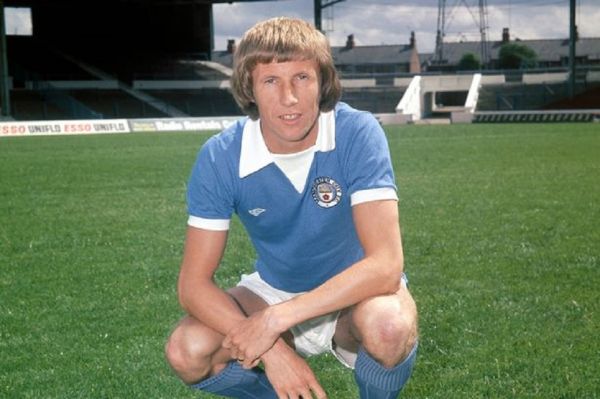 Πέθανε ο θρύλος της Μάντσεστερ Σίτι, Κόλιν Μπελ (pic)