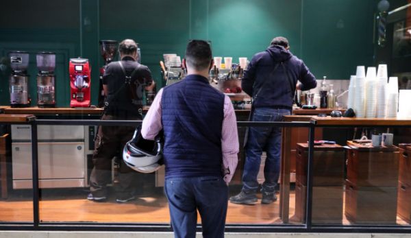 Παρατείνονται για ένα μήνα οι δόσεις ρυθμίσεων – Ποιοι υπάγονται