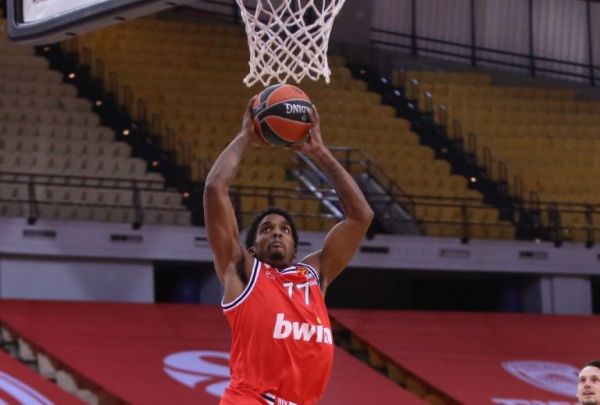 Ολυμπιακός: Εκτός και οι ΜακΚίσικ, Κόνιαρης με Μπάγερν