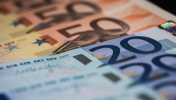 Τι ισχύει για το ενοίκιο Ιανουαρίου, αναστολές, επιστρεπτέα προκαταβολή και αύξηση μισθών