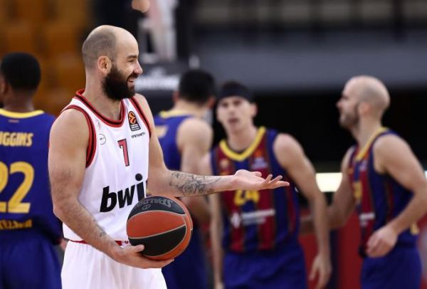 Σπανούλης στους διαιτητές: «Γι’ αυτό το μπάσκετ πέφτει όλο και πιο κάτω»