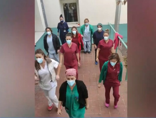 Οι γιατροί του «Παπαγεωργίου» εύχονται χρόνια πολλά