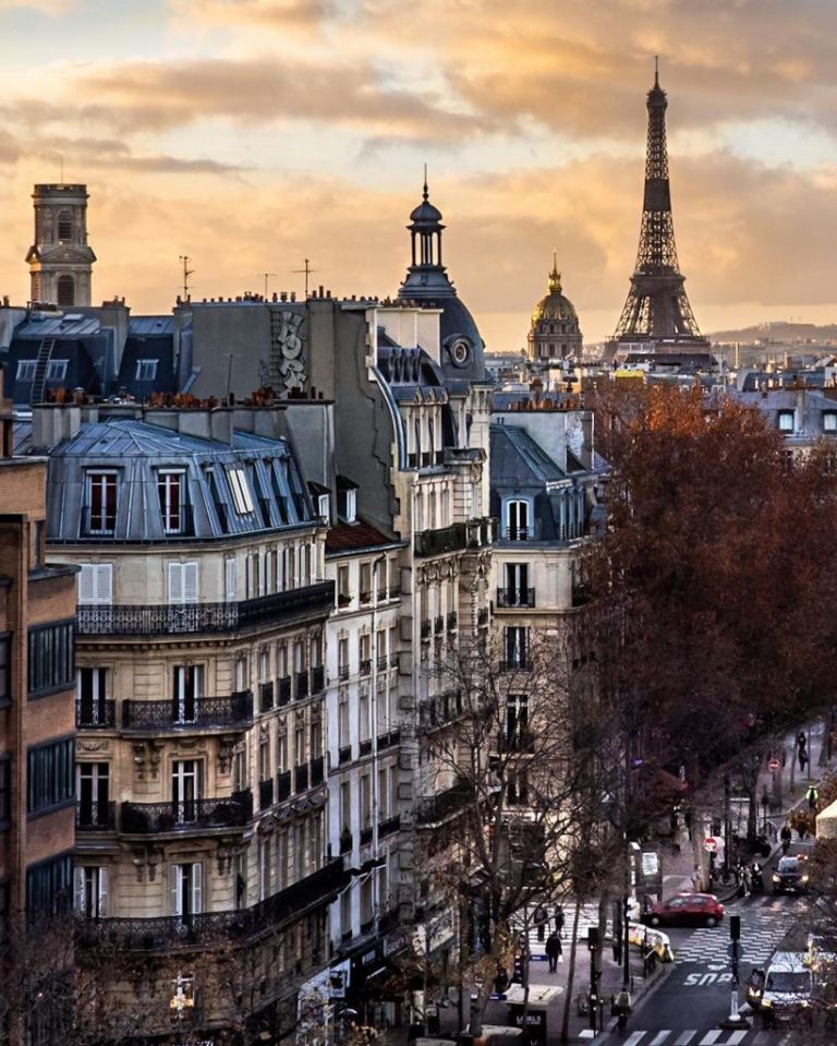 Αυτές οι παριζιάνικες σκεπές γεμίζουν το Instagram με ρομαντισμό