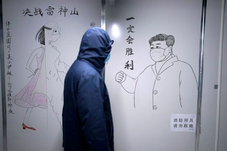 Κοροναϊός : Γιατρός στην Ουχάν ομολογεί ότι τους διέταξαν να μη μιλήσουν για την πανδημία