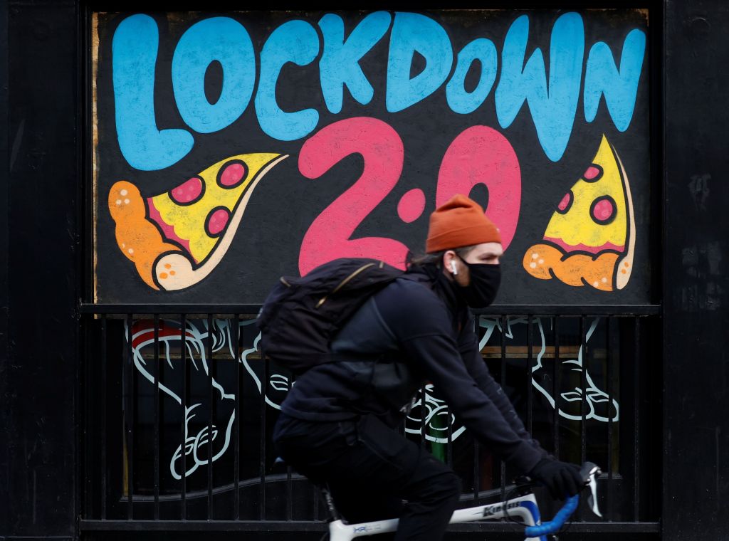 Κοροναϊός : Σε αυστηρό lockdown ξαναμπαίνει η Αγγλία