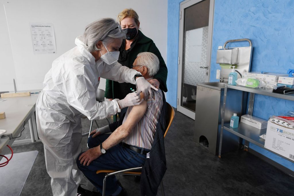 Η διάσημη γερμανική αποτελεσματικότητα δεν ισχύει στην εκστρατεία εμβολιασμού