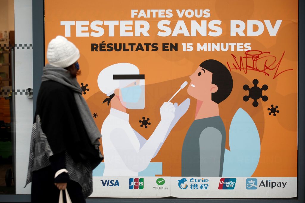 Γαλλία : Αυστηροποιούνται οι κανονισμοί για τα τεστ για τον κορονοϊό για τους ταξιδιώτες εκτός ΕΕ