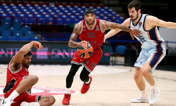 Περίπατος για την Αρμάνι κόντρα στην Βαλένθια (95-80)