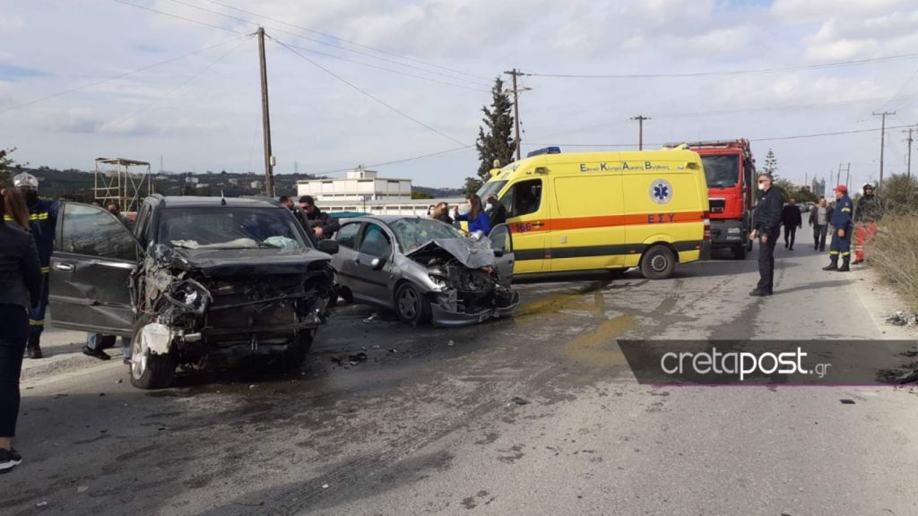 Καραμπόλα με πέντε τραυματίες στο Ηράκλειο