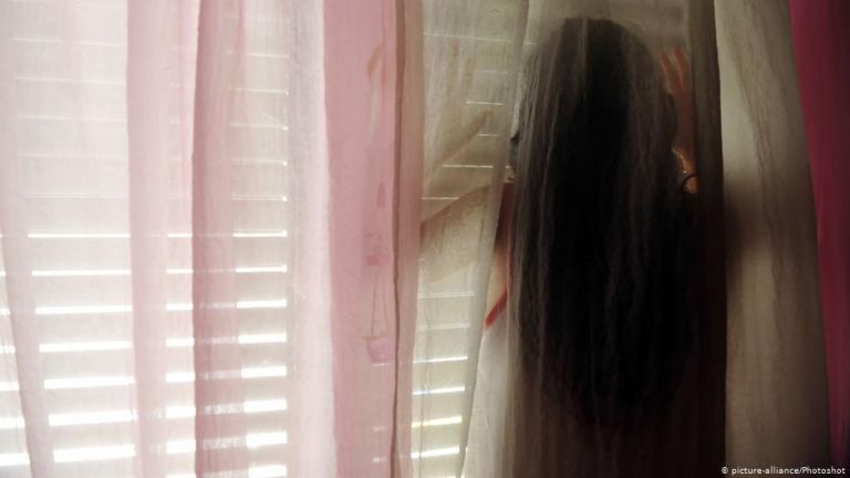 Σάλος με το γαλλικό #metoo για υποθέσεις αιμομιξίας