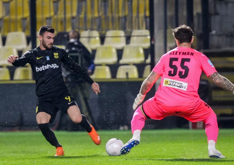 «Άγγιξε» το 2-0 ο Άρης κόντρα στον Βόλο – Δείτε τη χαμένη διπλή ευκαιρία