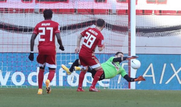 Ολυμπιακός : Το πέναλτι του Βαλμπουενά