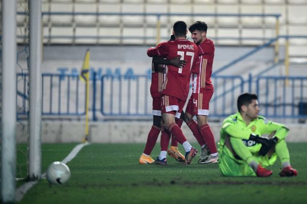 Παναιτωλικός – Ολυμπιακός : Σουτάρα του Μπρούμα και 1-0 για τους ερυθρόλευκους