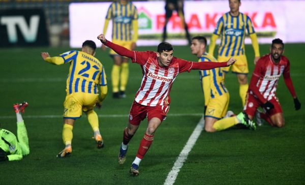 Ολυμπιακός : Το 2-0 από τον Βρουσάι