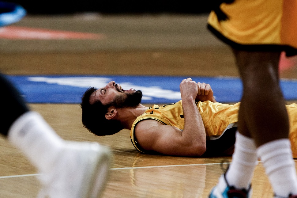 ΑΕΚ : Ο σοκαριστικός τραυματισμός του Γκίκα