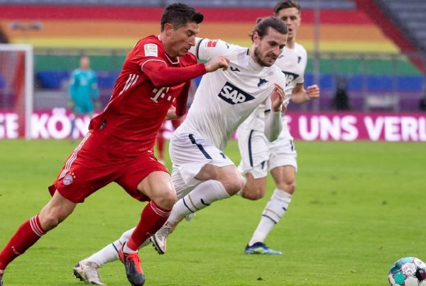 Το… σερί της η Μπάγερν, νίκες για Ντόρτμουντ και Άιντραχτ