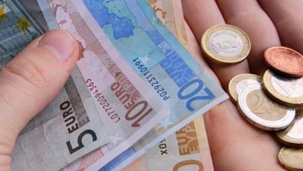 Αναδρομικά : Ποιοι θα πάρουν «ζεστό» χρήμα το επόμενο τρίμηνο [πίνακας]