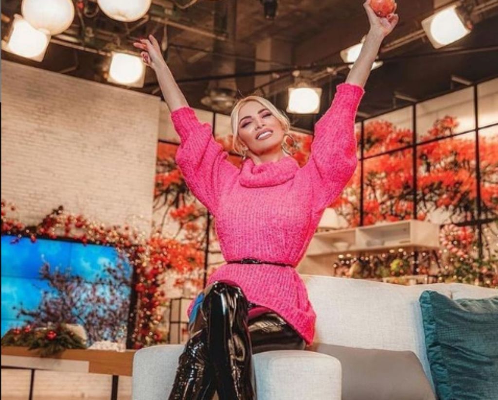 Κατερίνα Καινούργιου : Ξεκαθαρίζει για τις φήμες περί εγκυμοσύνης