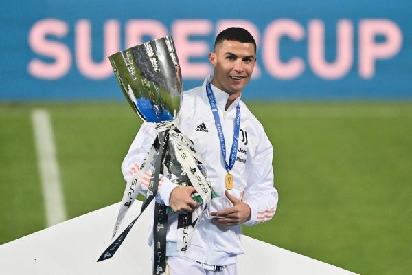 Ο CR7…60 και η πτώση του Λίο!