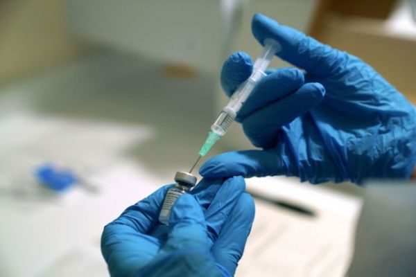 Ταραντίλης : O εμβολιασμός στη χώρα προχωρά με μεθοδικότητα, ασφάλεια και διαφάνεια – Με τρεις τρόπους το ραντεβού για το εμβόλιο