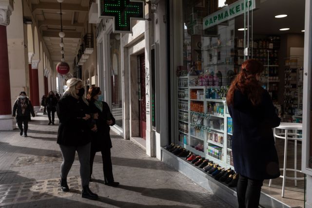 Θεσσαλονίκη: Ουρές και παρακάλια σε φαρμακεία για κολχικίνη