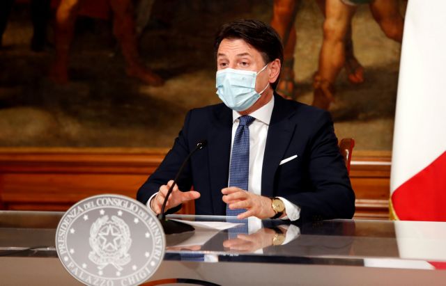 Ιταλία : Αν θέλει ο Κόντε μπορούμε να βρούμε λύση, λένε στελέχη του Ρέντσι