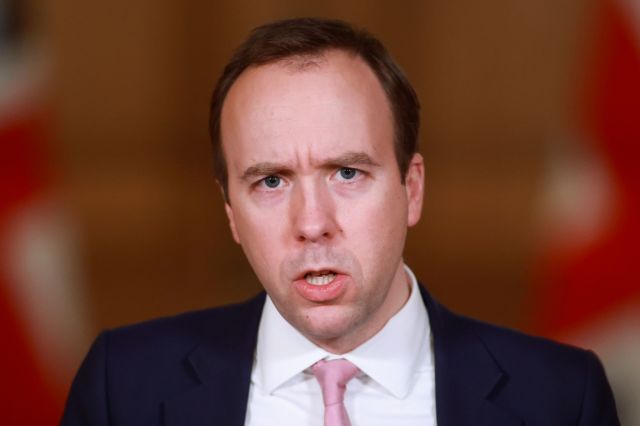 Βρετανία: Σε αυτοαπομόνωση ο υπουργός Υγείας Χάνκοκ ως την Κυριακή