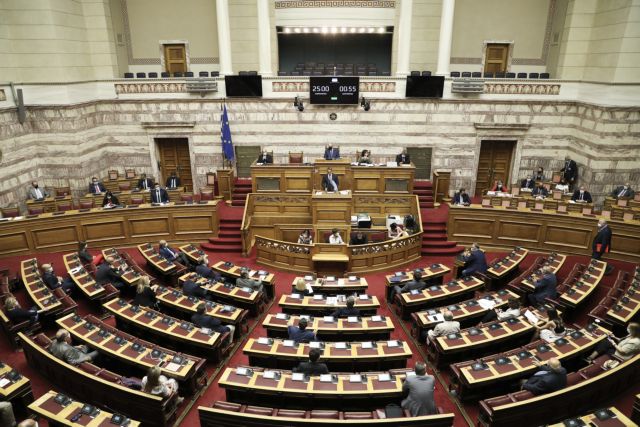Βουλή : Στις 10.30 η συζήτηση σε επίπεδο πολιτικών αρχηγών για την πανδημία